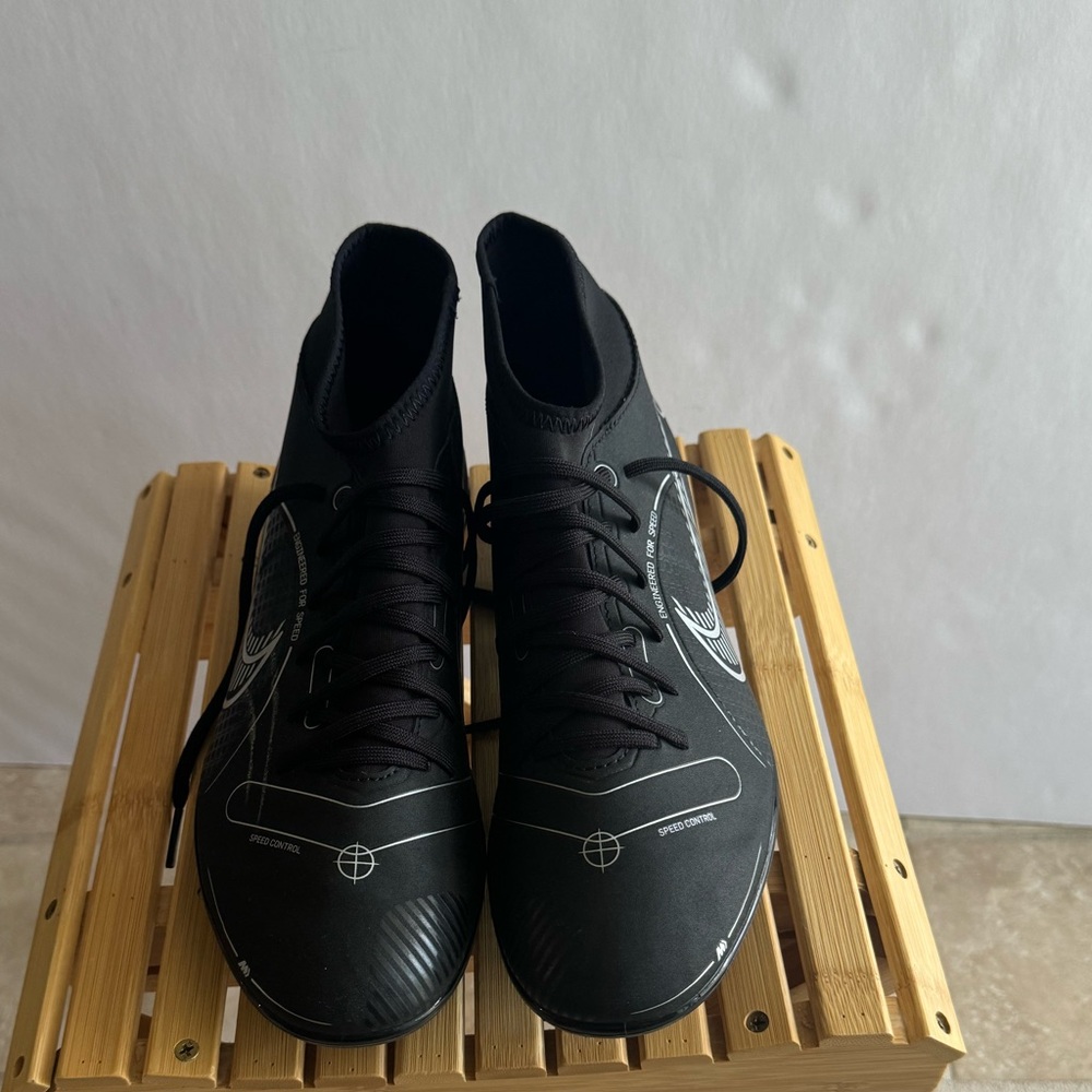 Excellent Condition Like New, Mercurial Superfly … - image 5